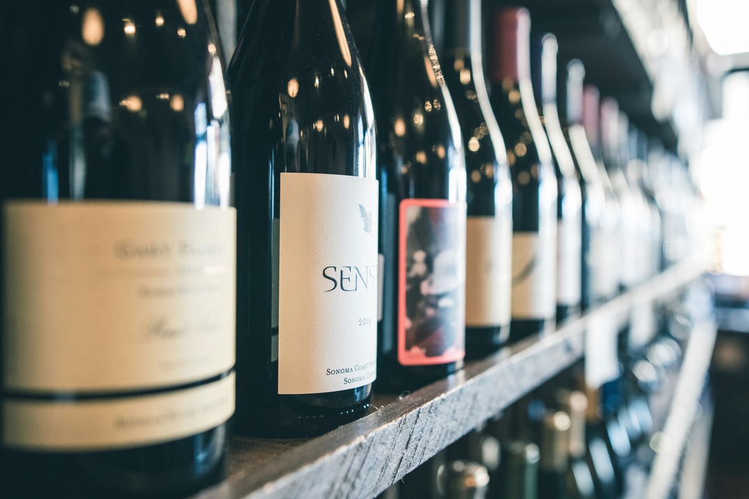  Uncover the Top 5 Spring Wines Selected by Royal Batch for 2024