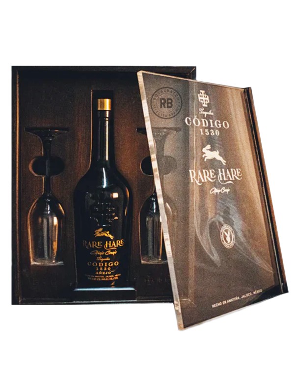 Codigo 1530 Playboy Rare Hare Anejo Tequila Gift Set